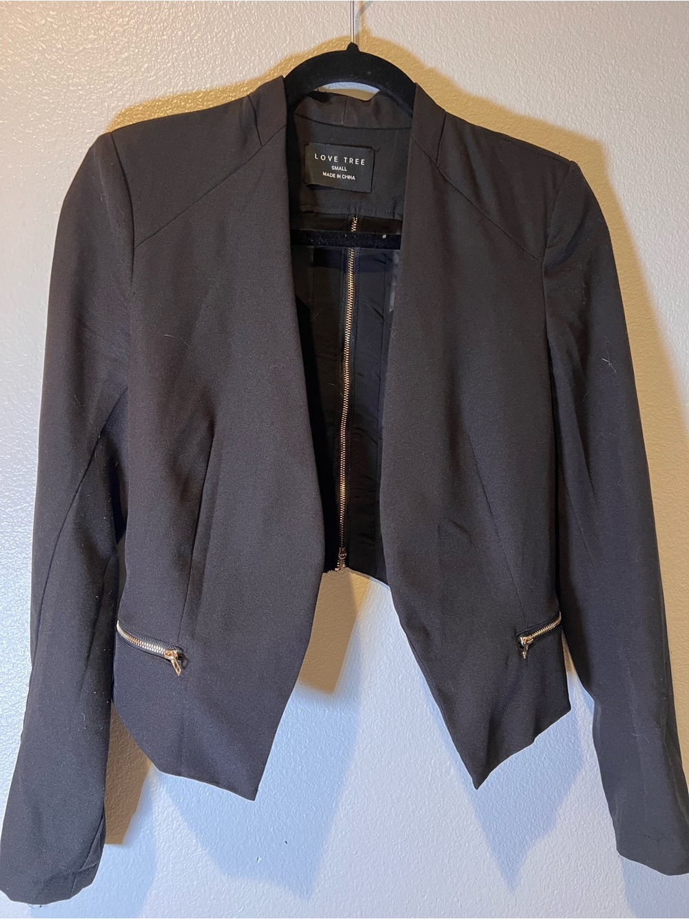 Love Tree Black Cropped Open-Front Blazer with Zip Accents
